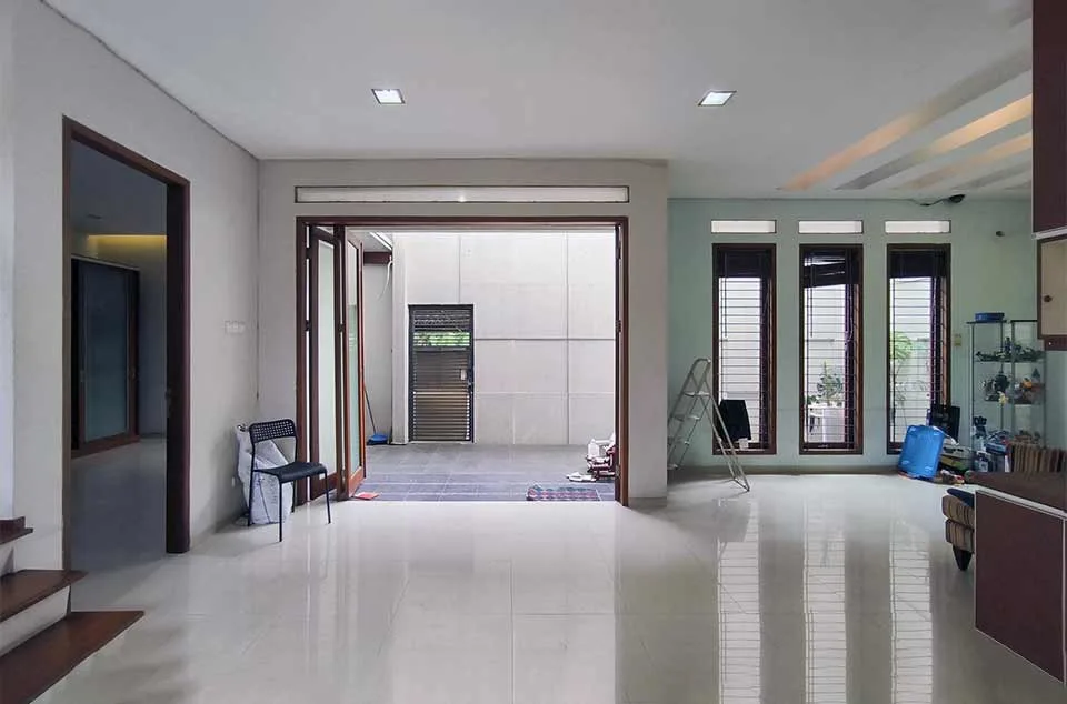 hasil renovasi rumah tua minimalis di Depok